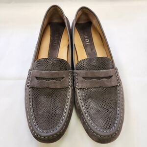 Vaneli Gray Suede Leather Assia Loafer Women's Size 9.5M